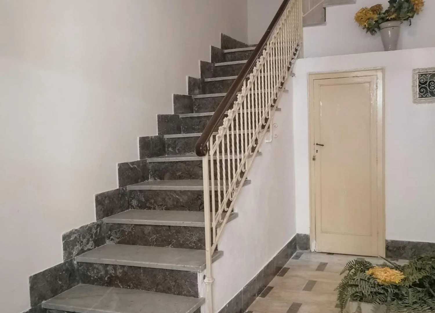 Affittacamere 384 Guesthouse Rooms & Suite Enna Italia